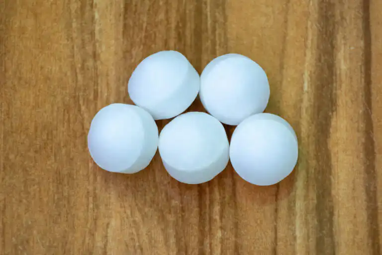 Do Moth Balls Keep Mice Away